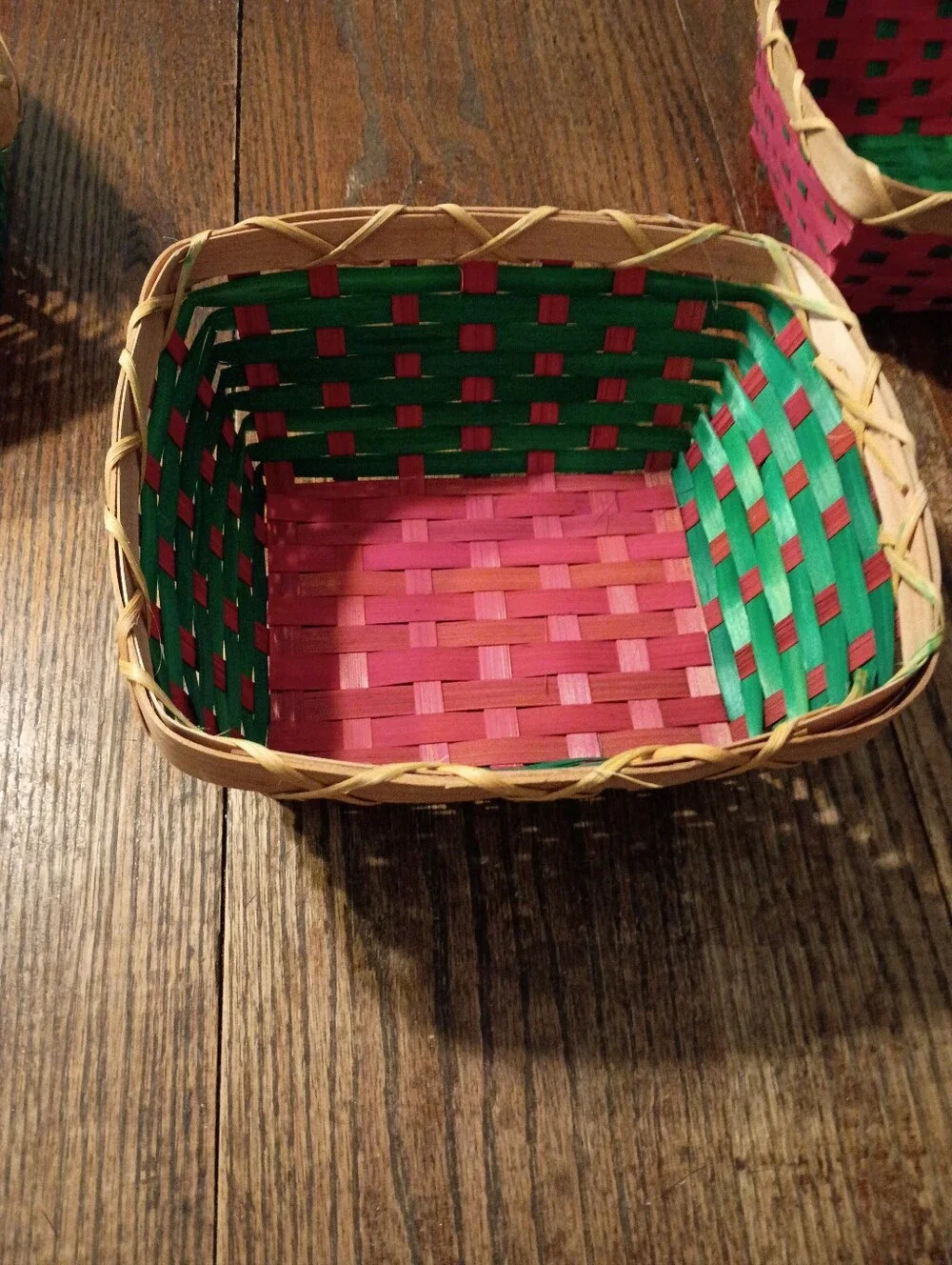 New Lot 3 Woven Red Green Tan Christmas Holiday Baskets